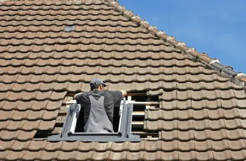 Pose de velux - Châteauneuf-de-Galaure